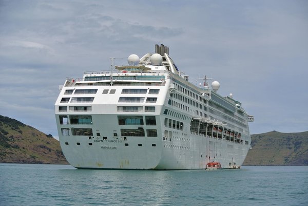 Quelles sont les astuces pour camper confortablement en région de forêt méditerranéenne en été?